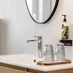 Forest Hill Apartment, Near Ljubljana Appartamento *