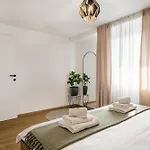 Forest Hill Apartment, Near Ljubljana * Dol pri Ljubljani