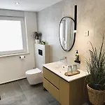 Forest Hill Apartment, Near Ljubljana Appartamento