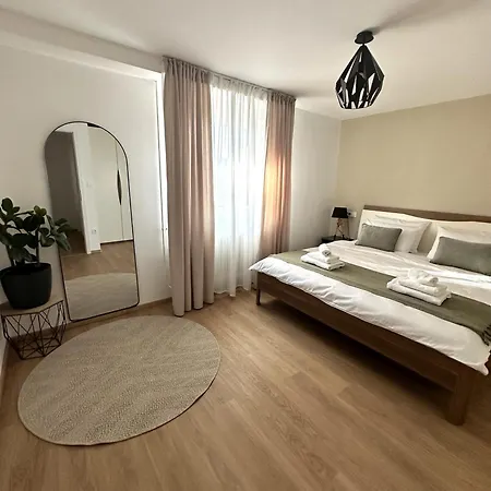 Forest Hill Apartment, Near Ljubljana